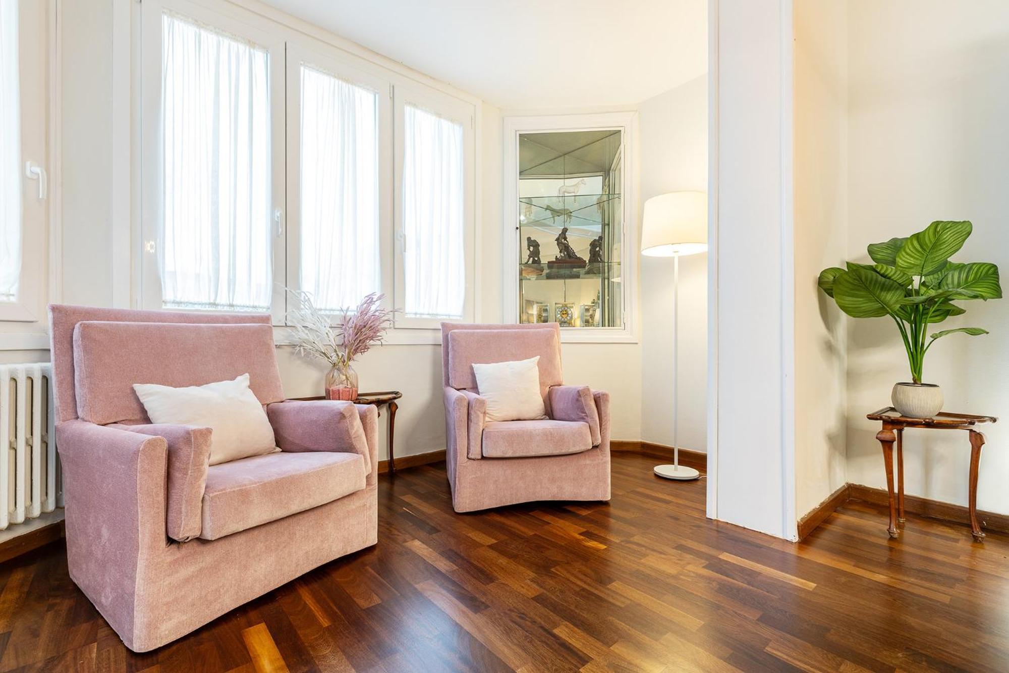 Large & Beautiful Apartment 4Min From Passeig De Gracia 巴塞罗那 外观 照片