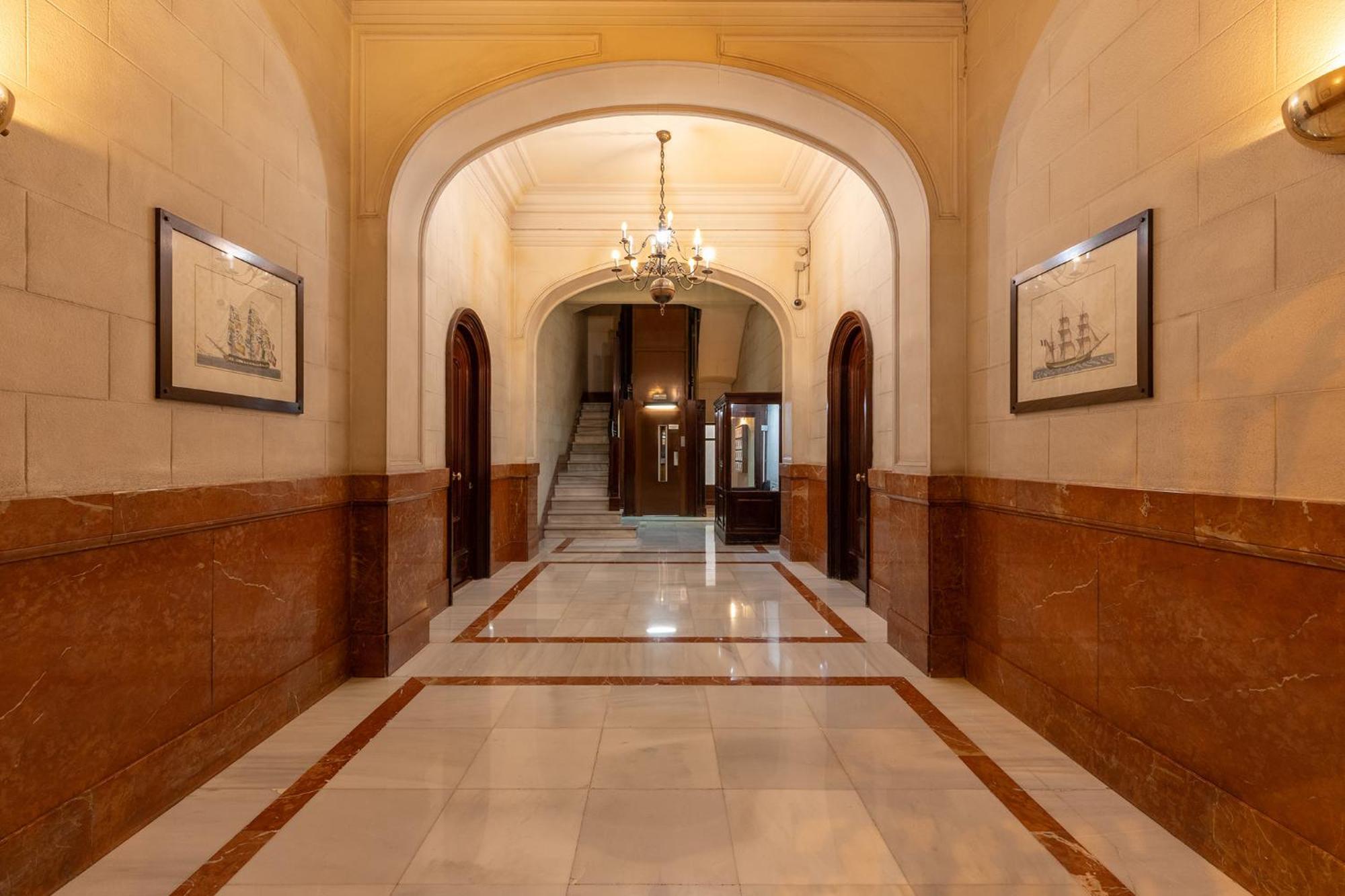 Large & Beautiful Apartment 4Min From Passeig De Gracia 巴塞罗那 外观 照片