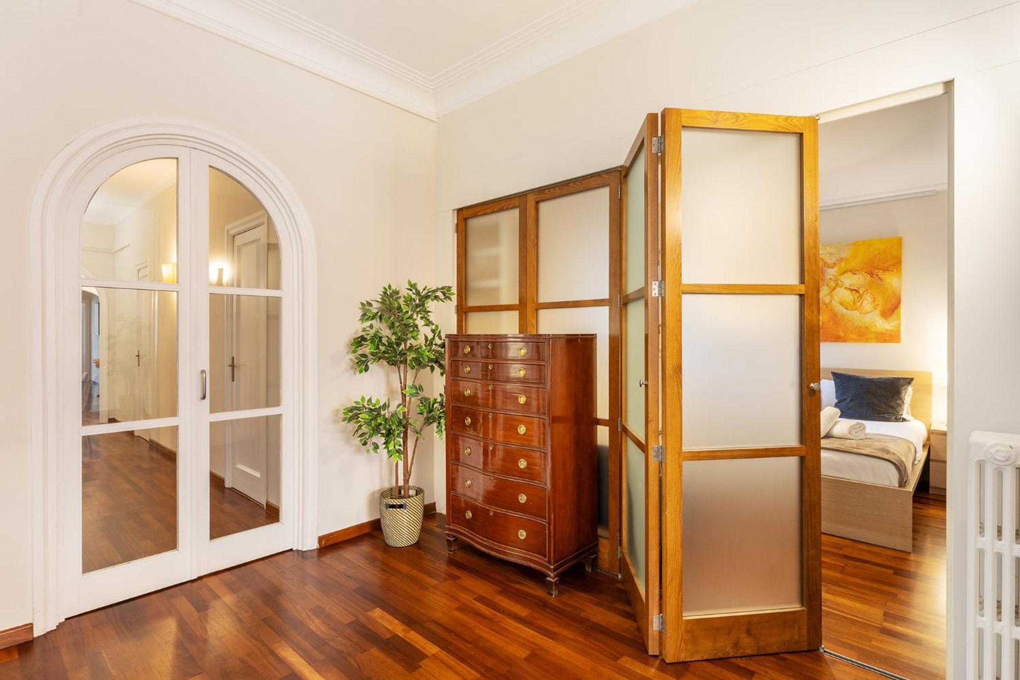 Large & Beautiful Apartment 4Min From Passeig De Gracia 巴塞罗那 外观 照片